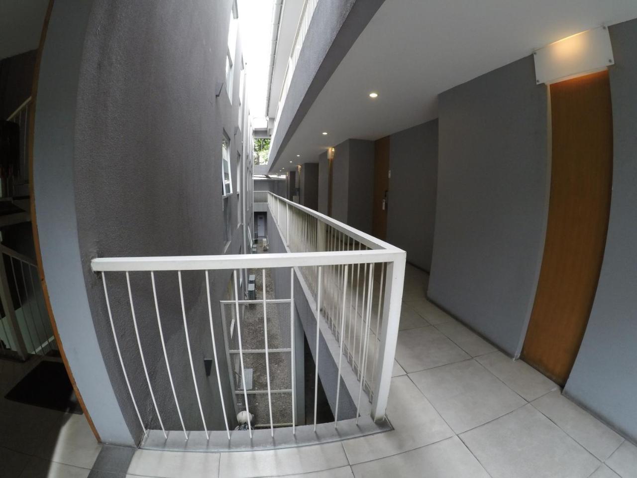 ジャカルタ 2510 Urbanlivingアパートホテル エクステリア 写真